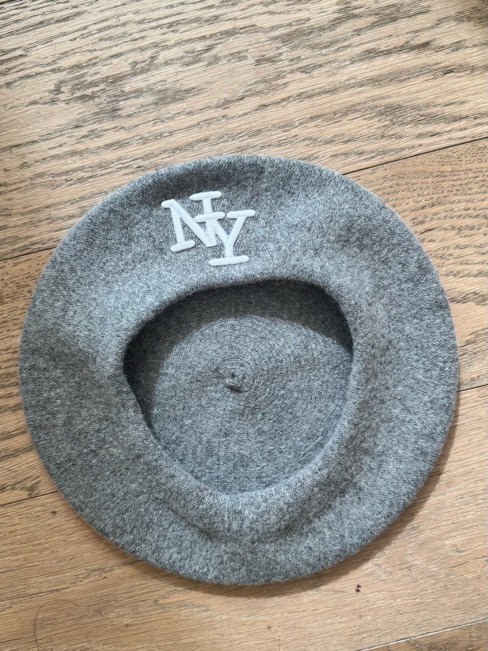 Grey NY Beret | Preppy Vintage-Inspired Hat